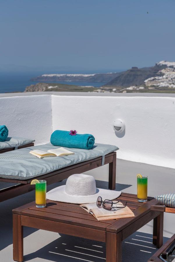 Villa Santorini 180 Degrees