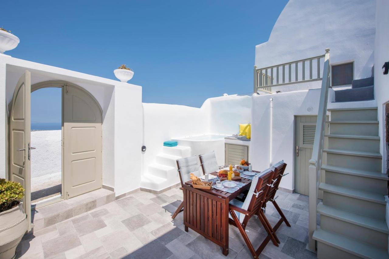 Villa Santorini 180 Degrees
