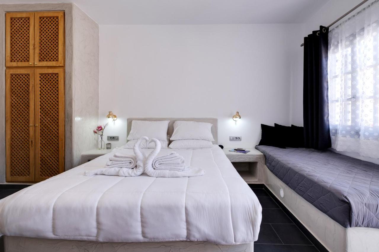 Santorini 3*