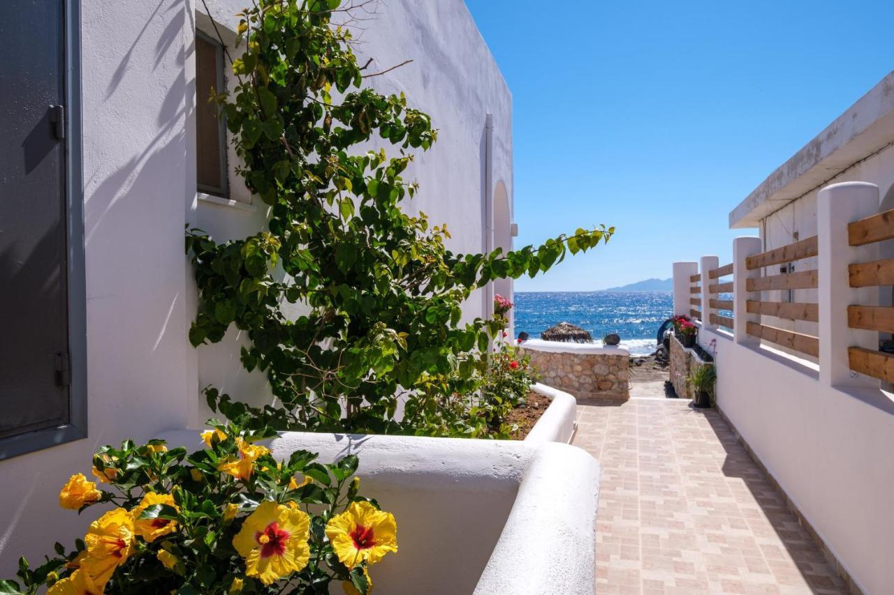 Santorini 3*
