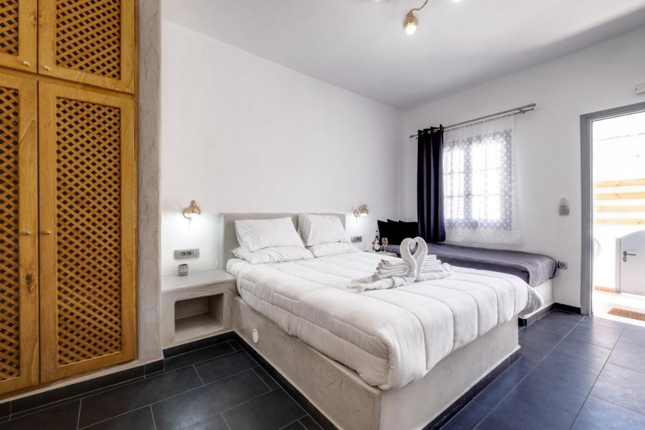 Aparthotel Santorini