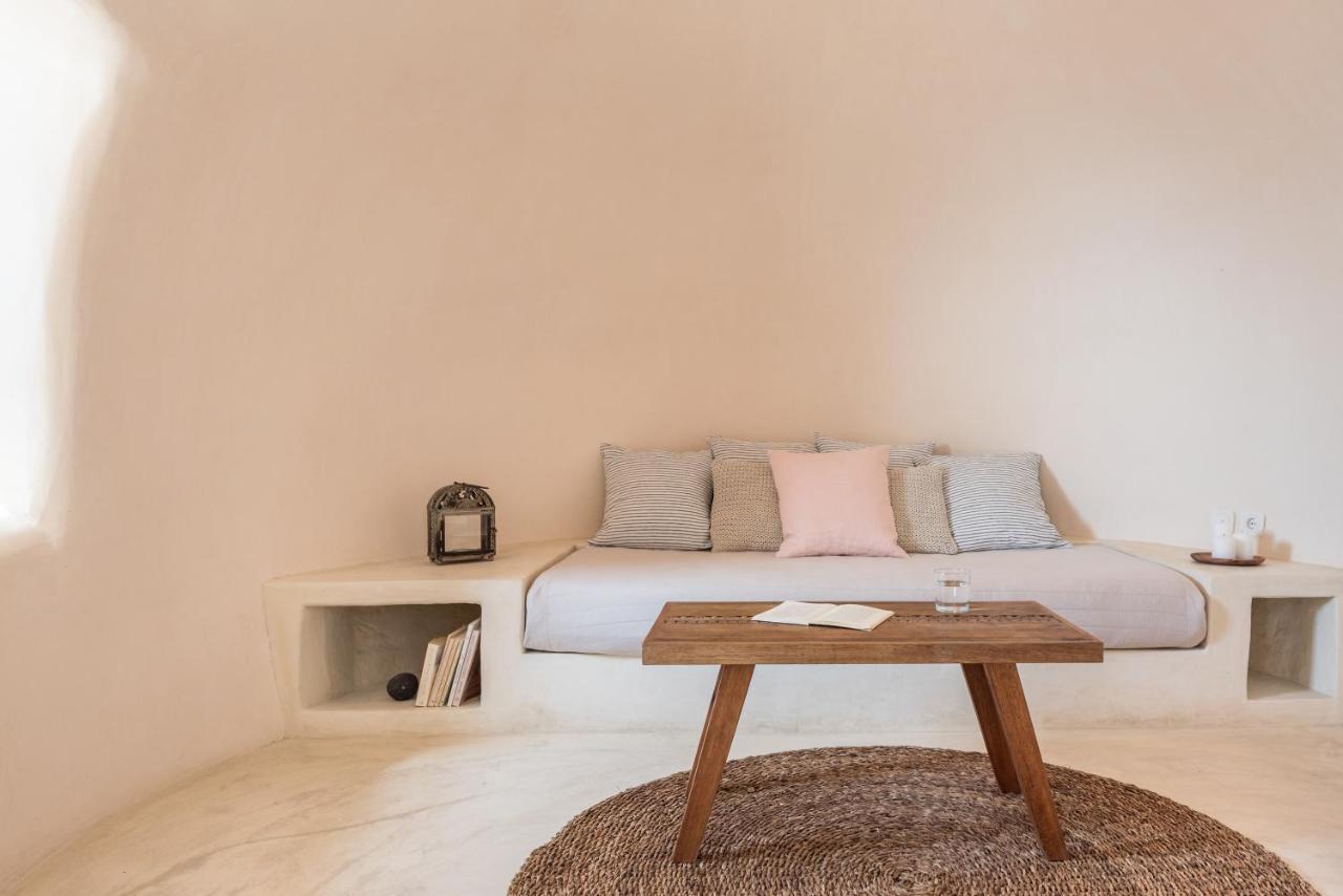 Villa Historic Old Bakery Cave By Cycladica Oia (Santorini)