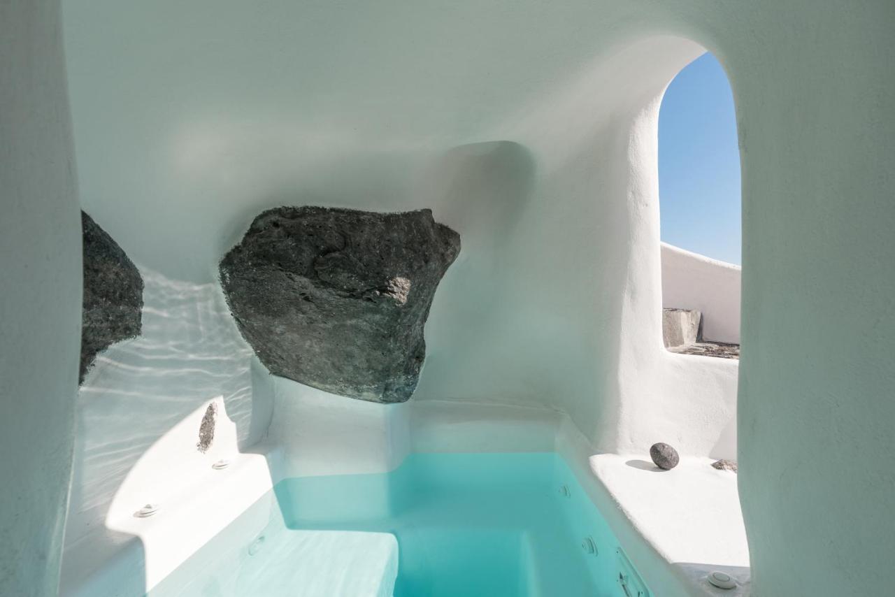 Historic Old Bakery Cave By Cycladica Oia (Santorini)