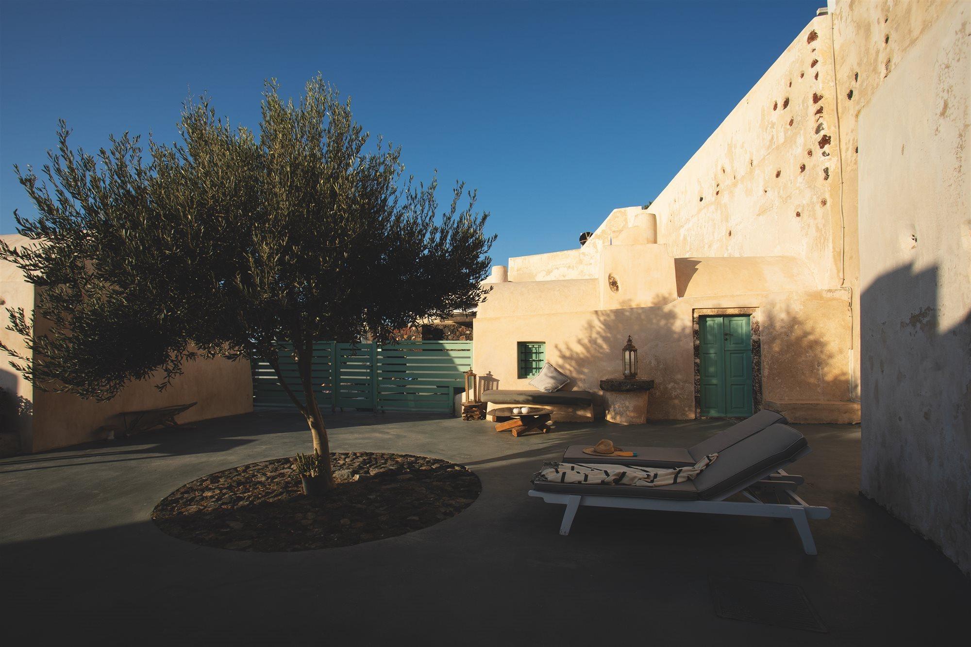 Hotel Remezzo Imerovigli (Santorini)
