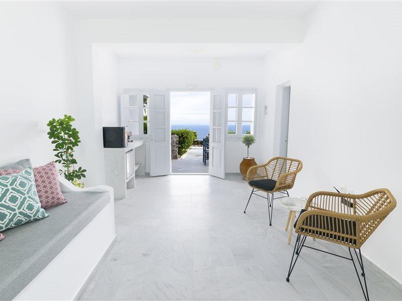 Phaos Santorini Hotel 3*