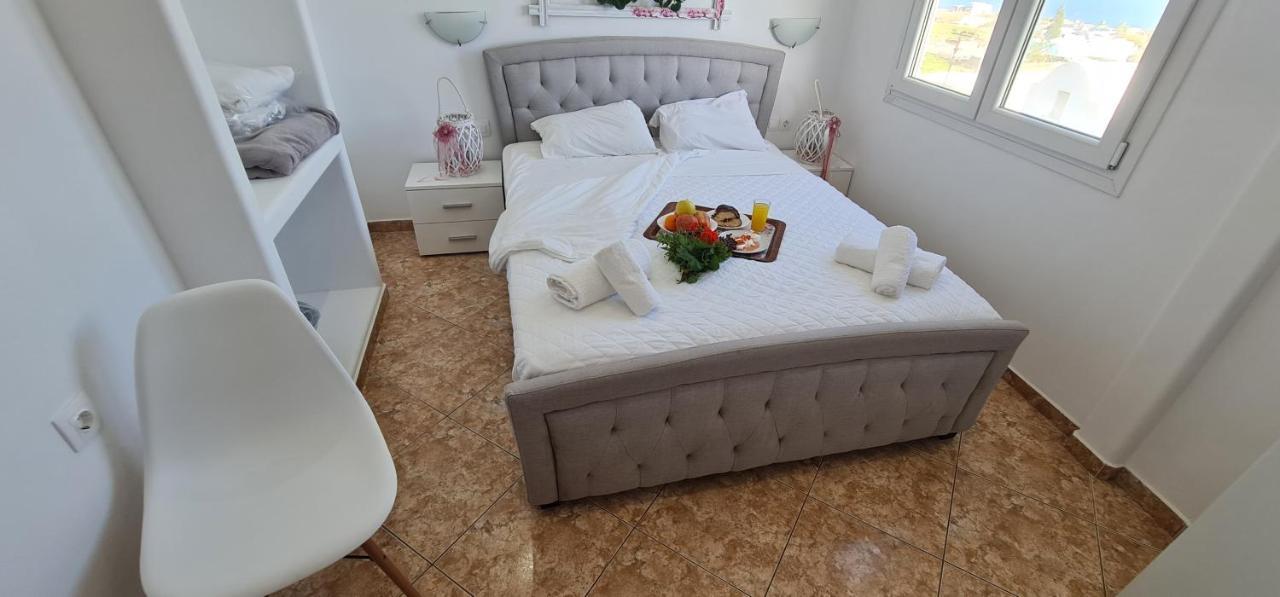 Anto Aparthotel Fira (Santorini)