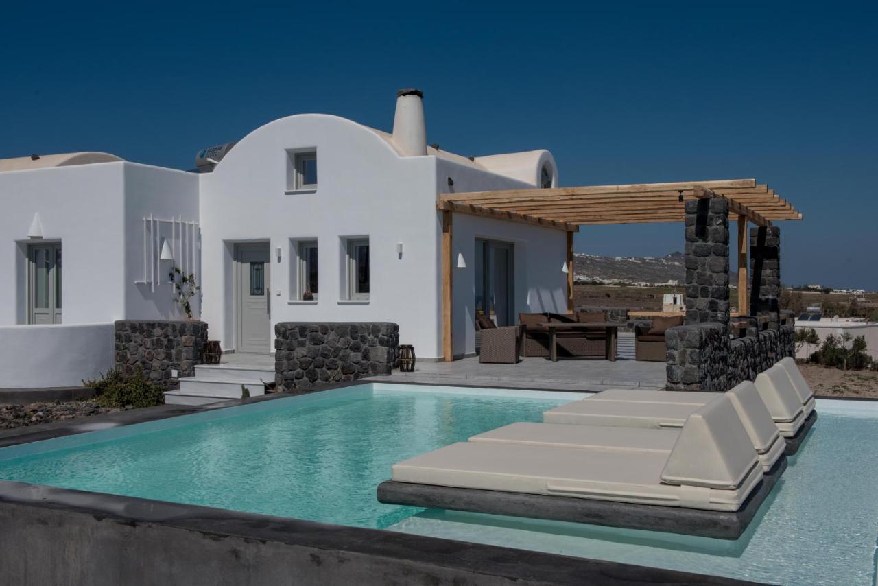 George Farm Land * Karterados (Santorini)