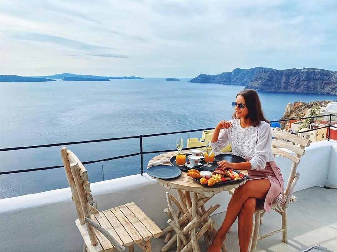 Kaleidoscope Oia (Santorini)