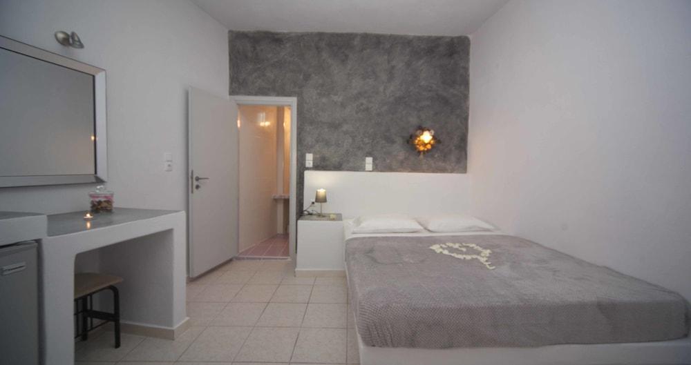 Anto Aparthotel 3*