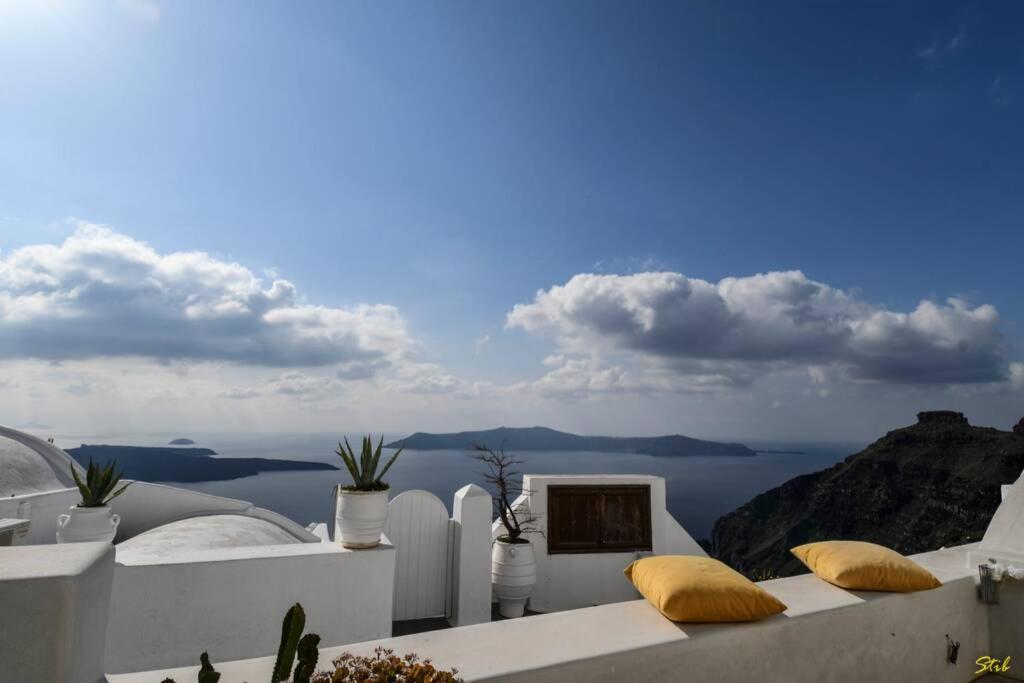 Stefani Cave House Santorini Apartment