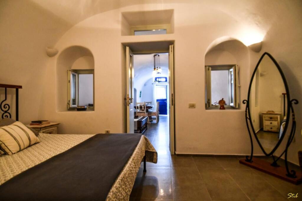Stefani Cave House Santorini * Firostefani