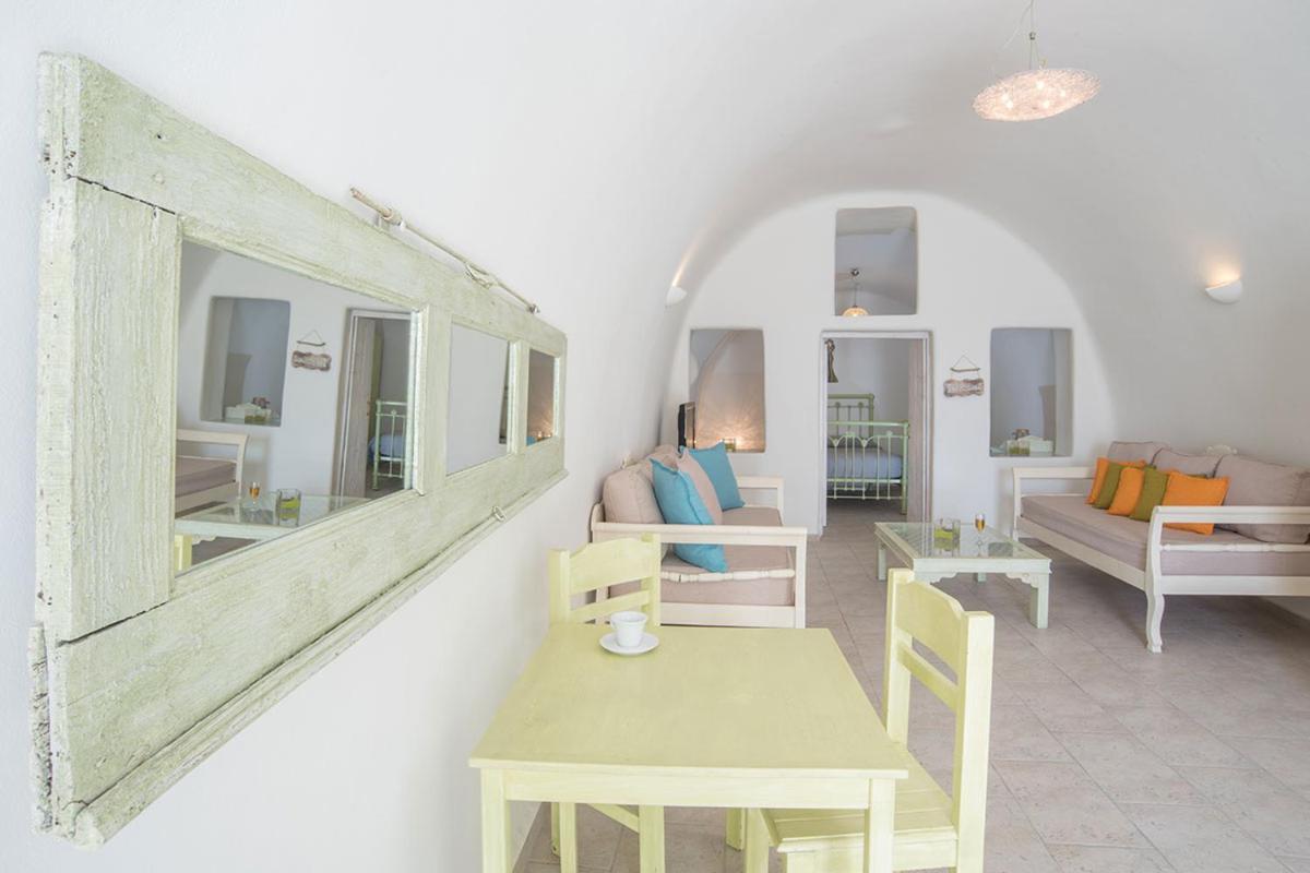 Hotel Blue Dolphins 3*