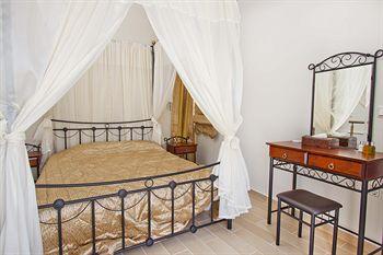 Santorini Renaissance - 3* Monolithos (Santorini)