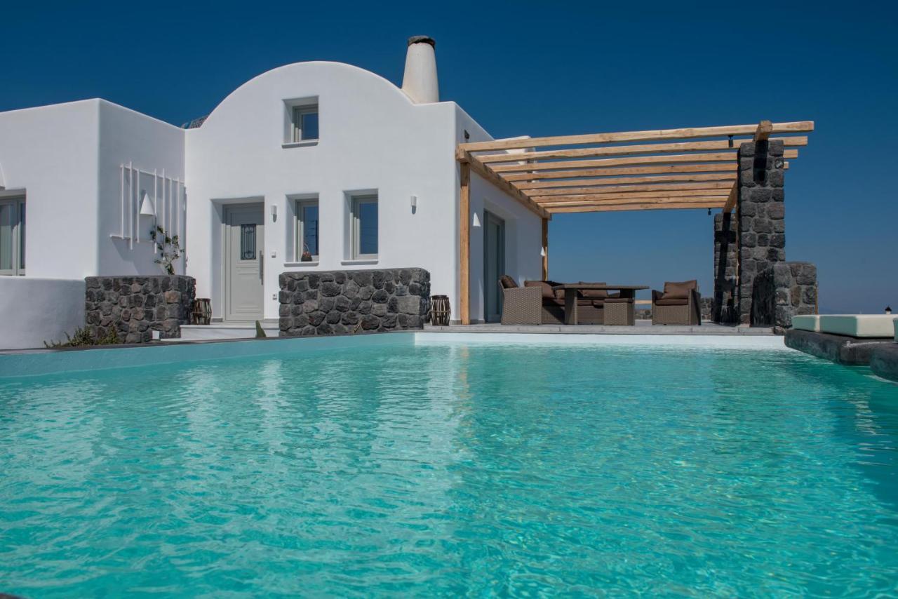 George Farm Land * Karterados (Santorini)
