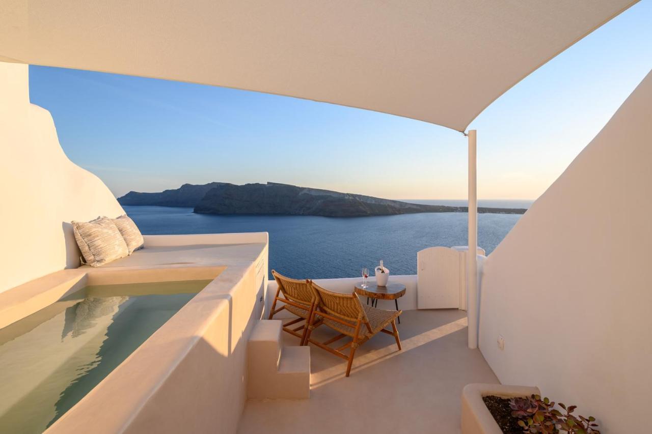 Villa Canvas