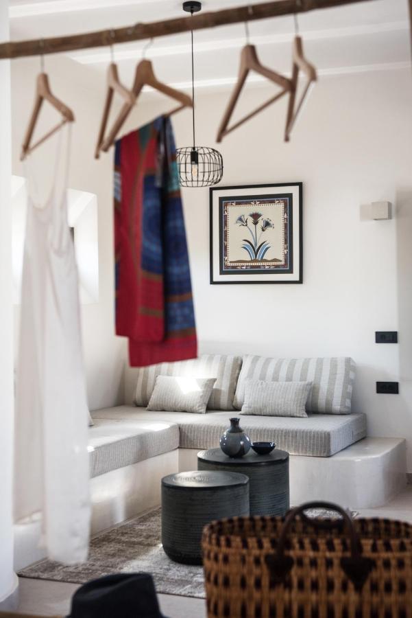 Hotel Terra Nera Perivolos (Santorini)