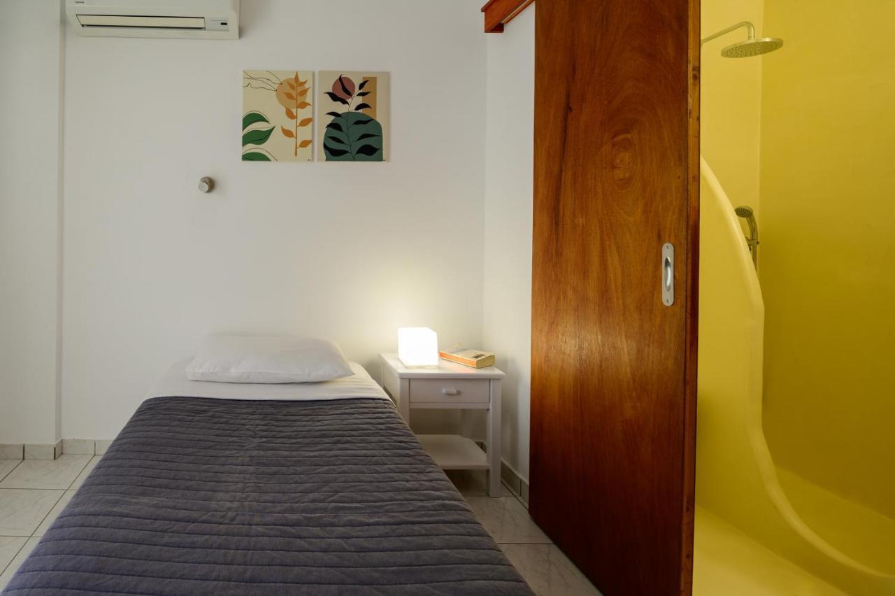 Marios Aparthotel Kamari (Santorini)