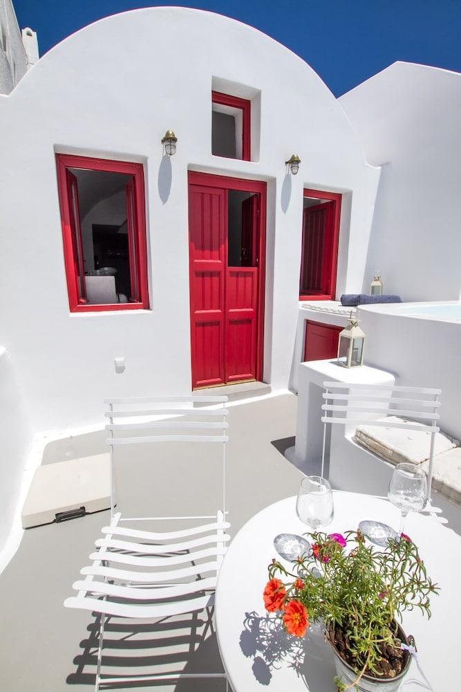 Hector Cave House * Oía