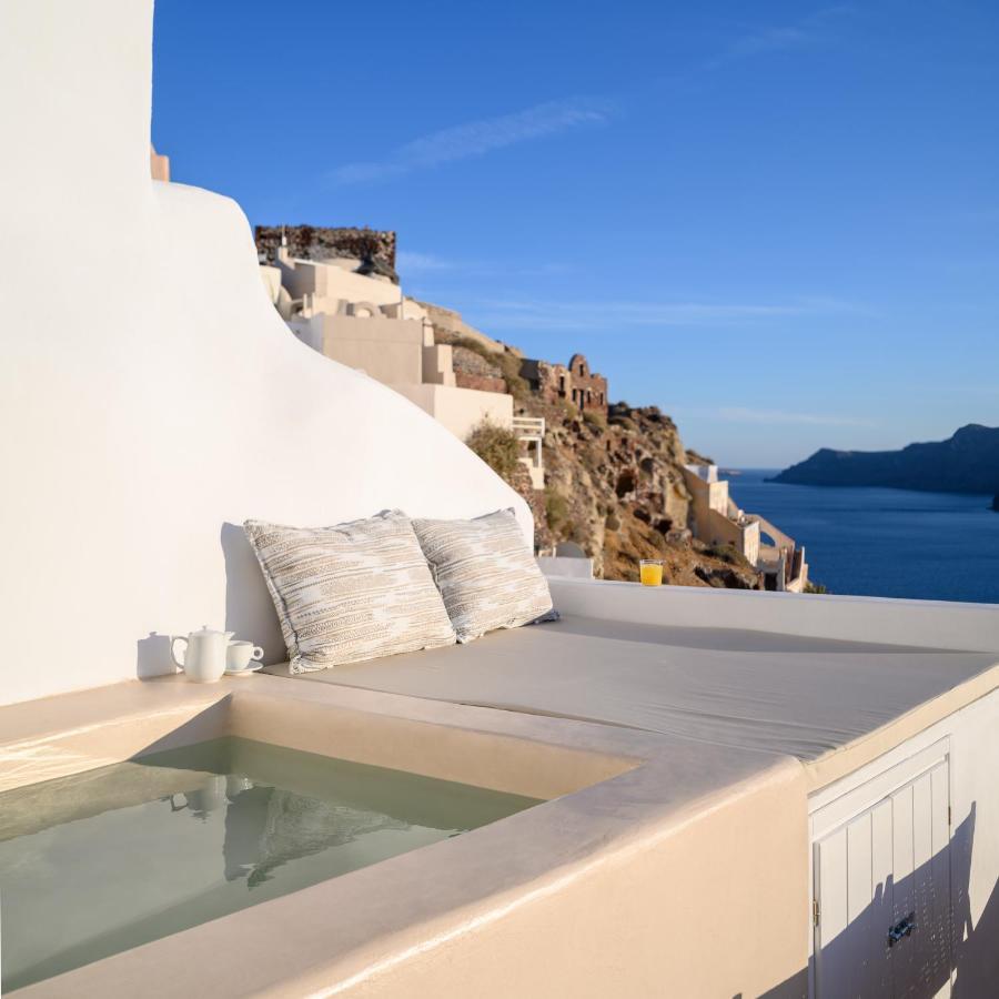 Canvas Oia (Santorini)