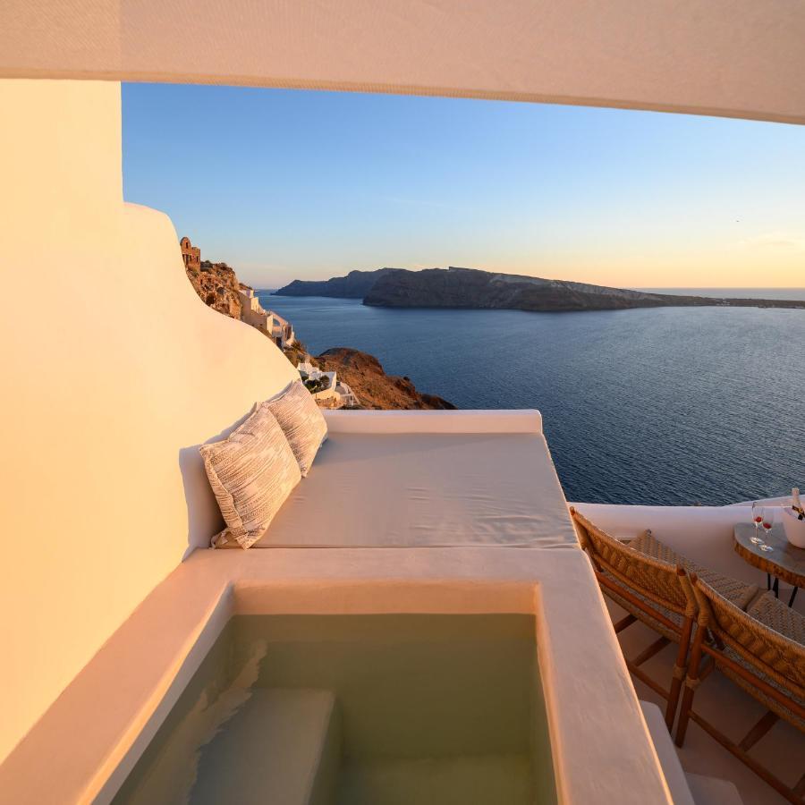 Canvas Villa
