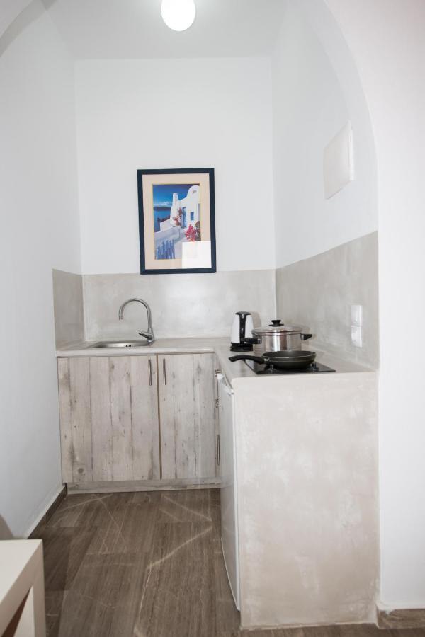 Apartment Argiris Kamari (Santorini)