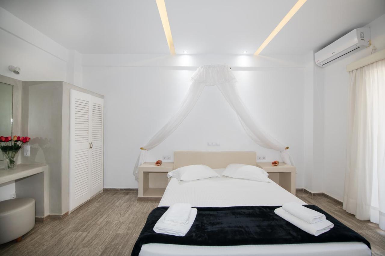 Argiris Apartment Kamari (Santorini)