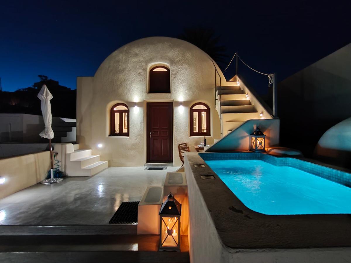 Dreamer's Secret * Emporio (Santorini)