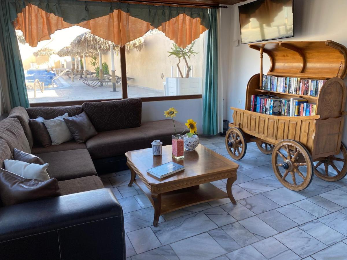 Hotel Bay Perissa (Santorini)