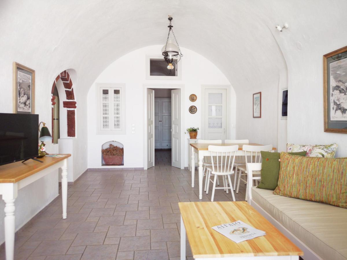Apartment Spitia Tzitzi Imerovigli (Santorini)
