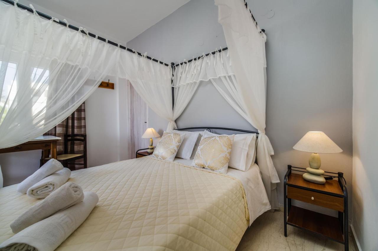 Aparthotel Stavros 3*