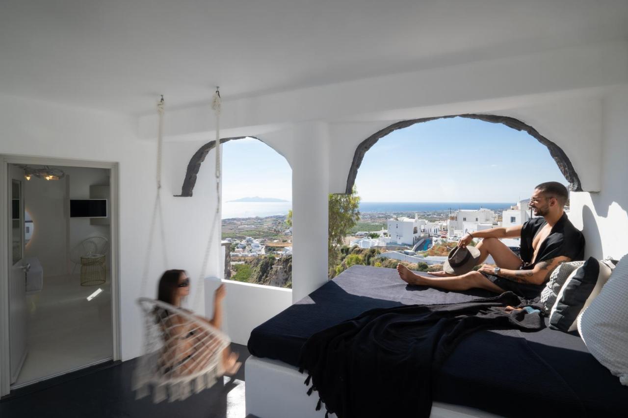 Canyon Santorini Apartment