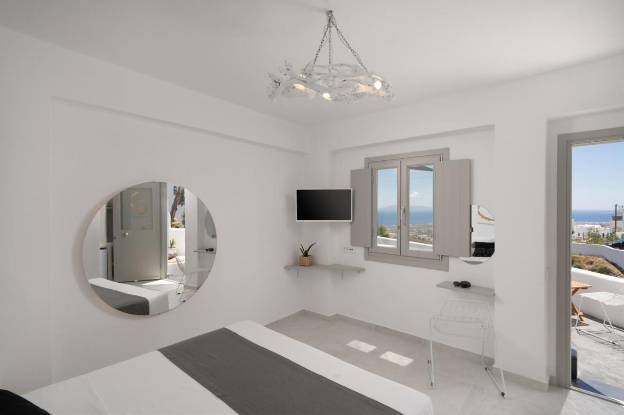 Canyon Santorini Apartment *