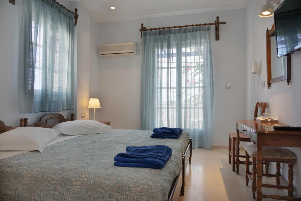 Hotel Proteas Kamari (Santorini)