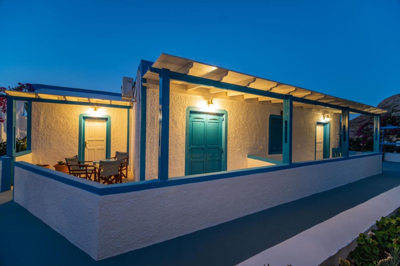 Ancient Thera Apartment