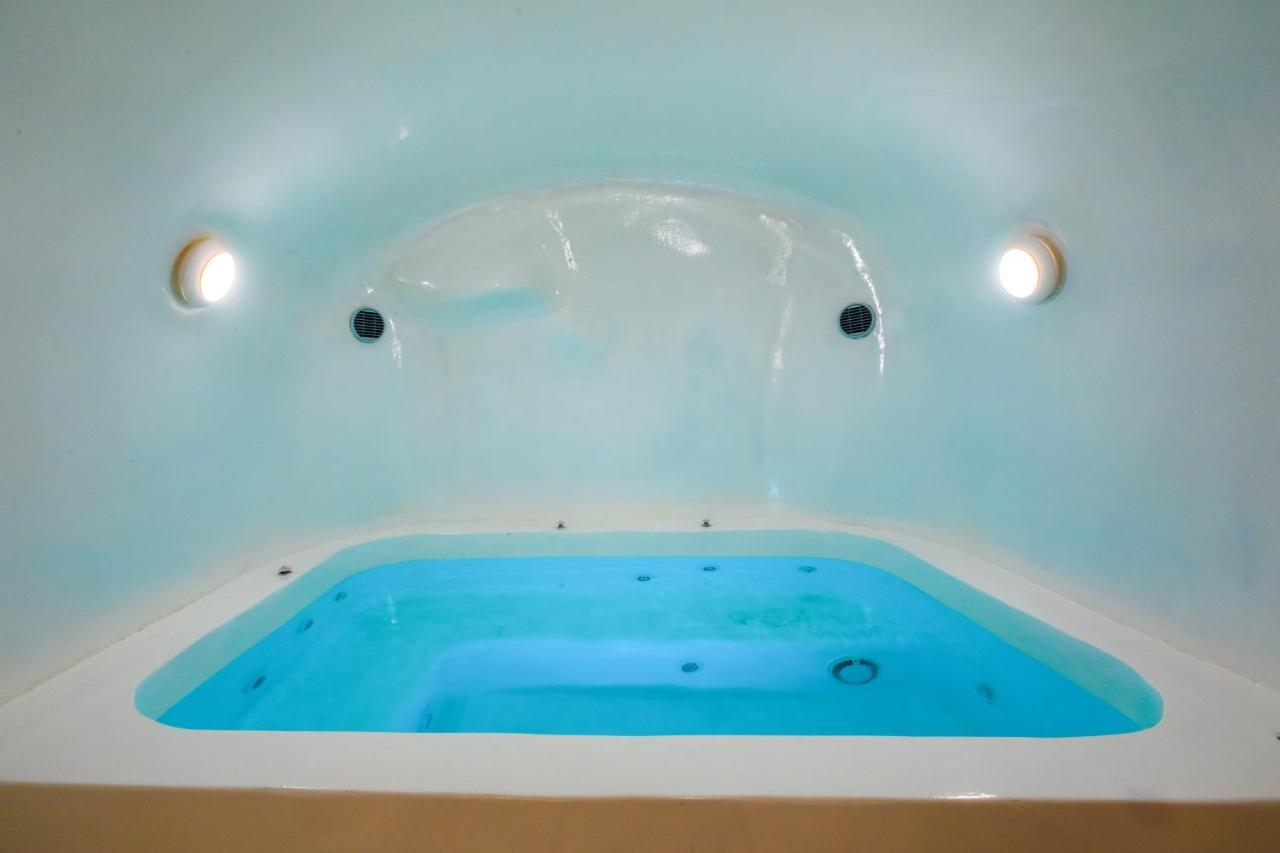 Santorini Delux (adults Only) * Imerovigli (Santorini)