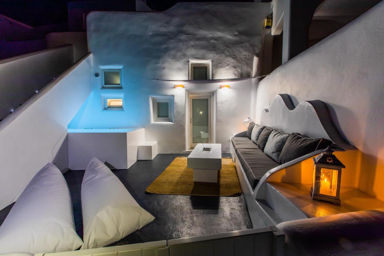 Santorini Delux (adults Only)