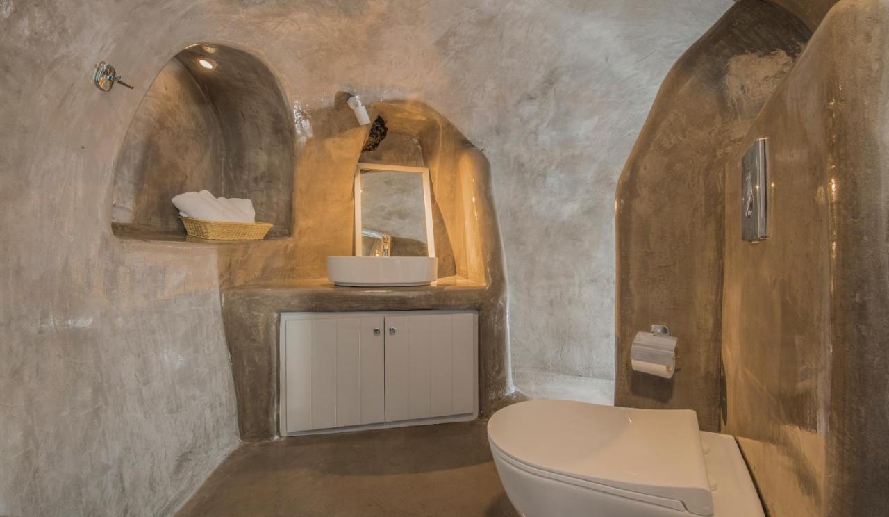 Aqua Serenity Luxury Santorini *
