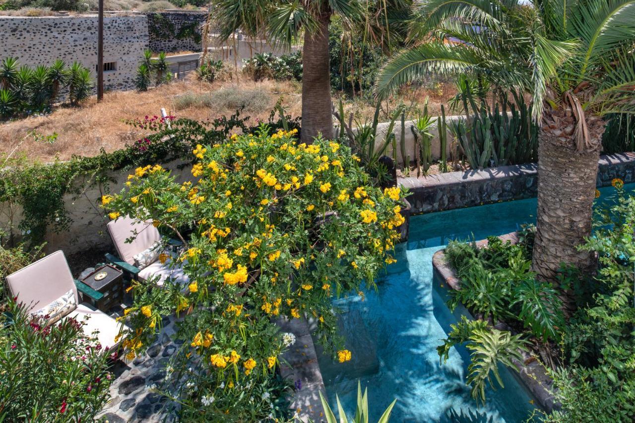 Hiraeth Santorini Guest house *