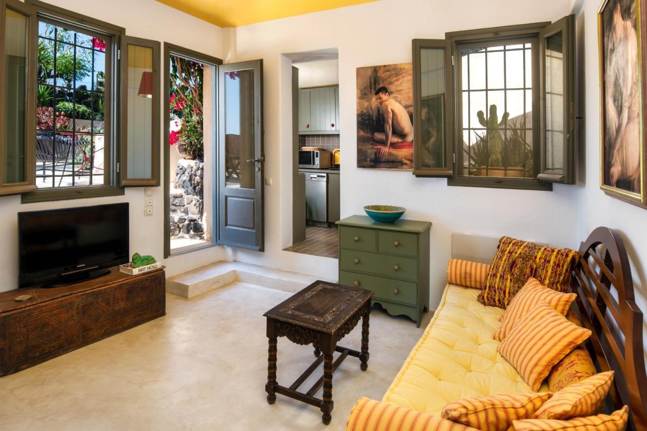 Hiraeth Santorini Guest house *