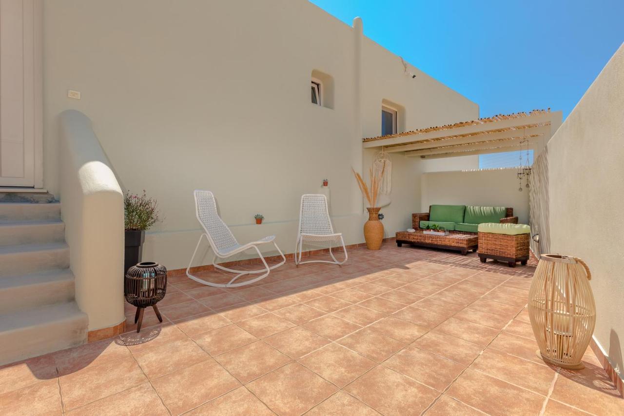 Votrishouse Holiday home Fira (Santorini)