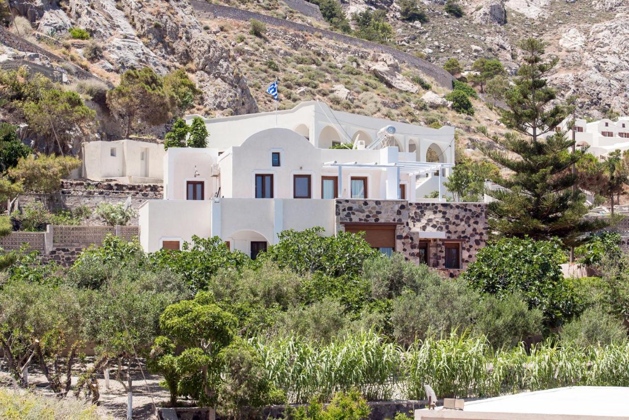 Moschatos House Guest house