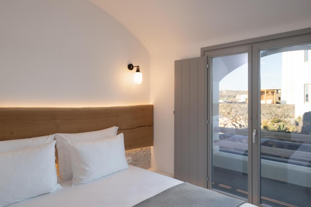Hotel La Ponta & Akrotiri (Santorini)
