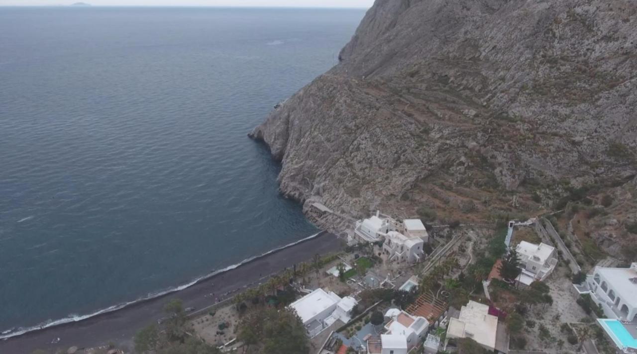 Moschatos House Kamari (Santorini)