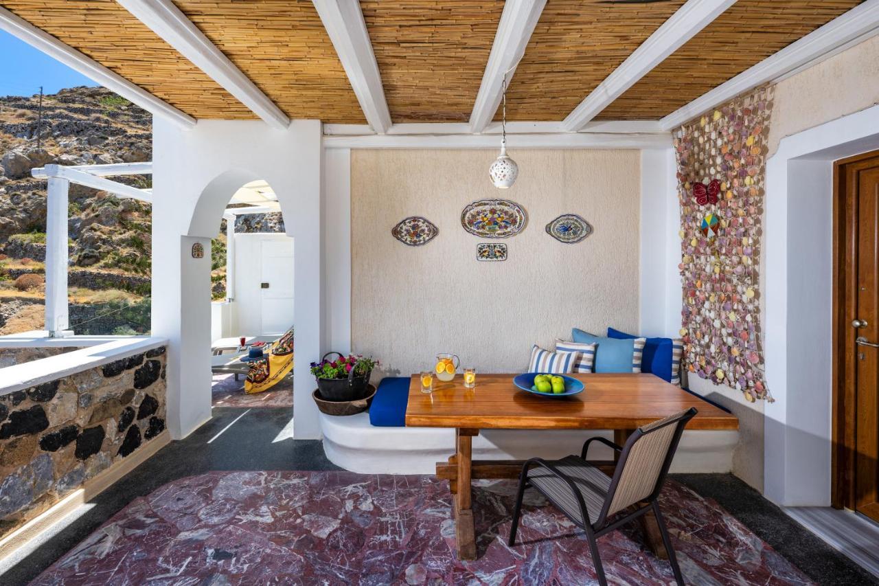 Moschatos House