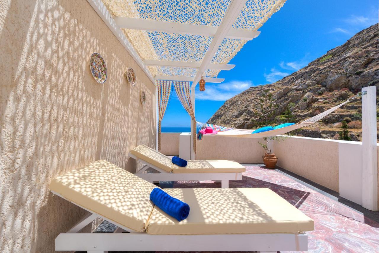 Moschatos House