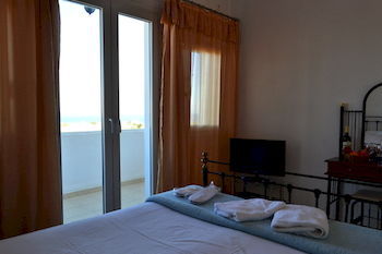 Sunny Resort 3*