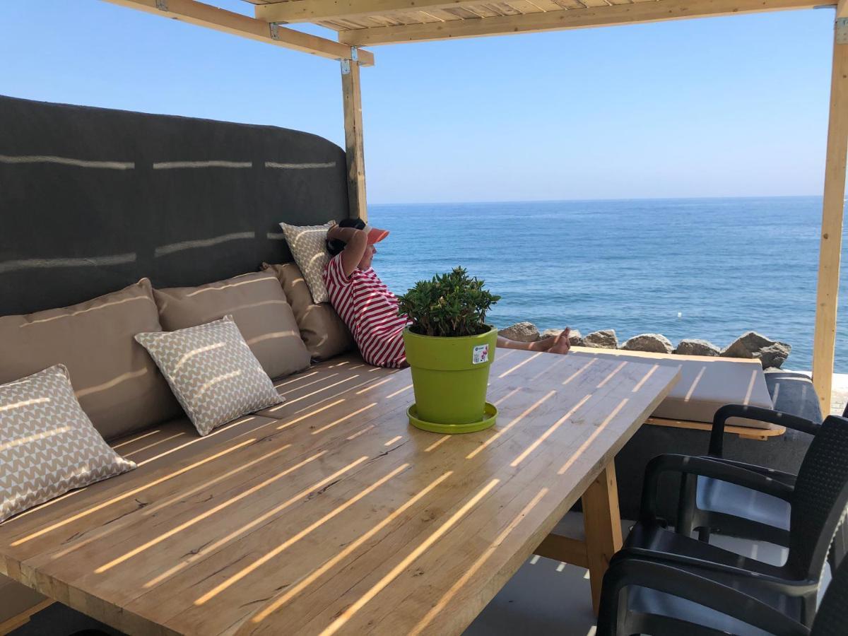 Abelomilos Exclusive Apartment