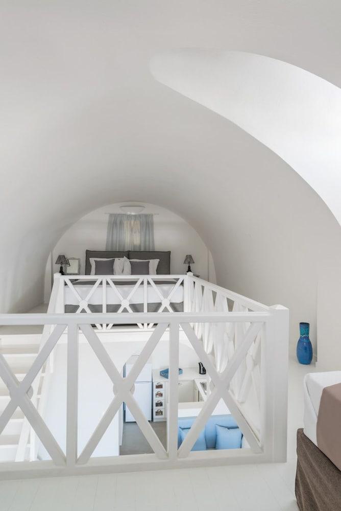 Black Diamond (adults Only) 4* Akrotiri (Santorini)