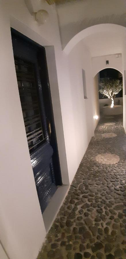Spyros Santorini Perissa (Santorini)