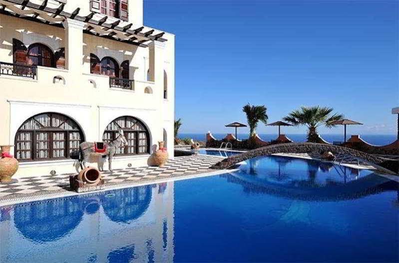 B Apartment Fira (Santorini)